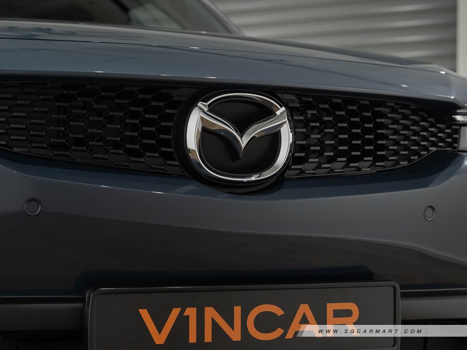 https://i.i-sgcm.com/new_cars/cars/21534/21534_g7