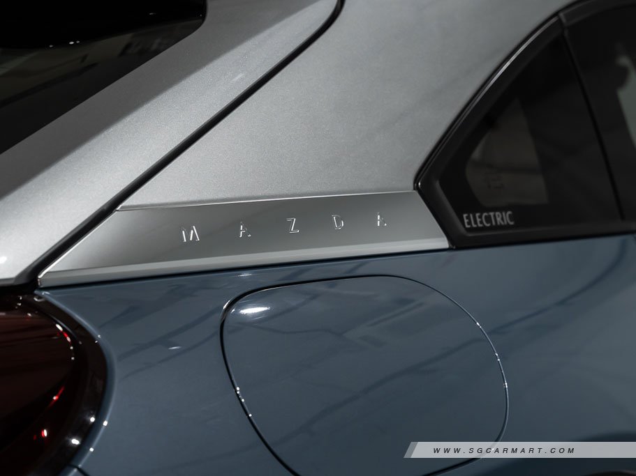 https://i.i-sgcm.com/new_cars/cars/21534/21534_g9