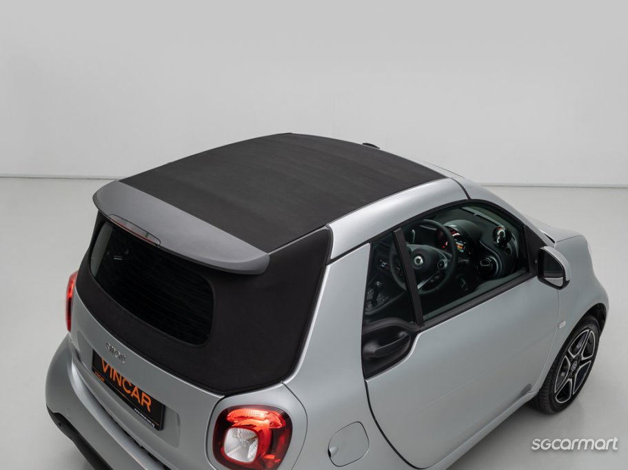 https://i.i-sgcm.com/new_cars/cars/21537/21537_g10