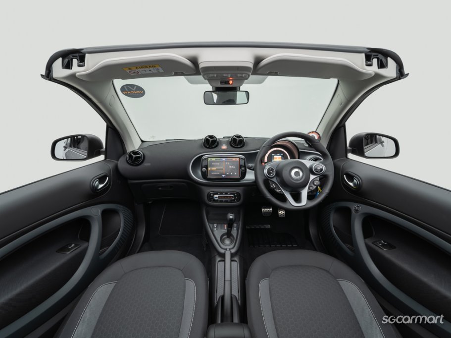 https://i.i-sgcm.com/new_cars/cars/21537/21537_g19