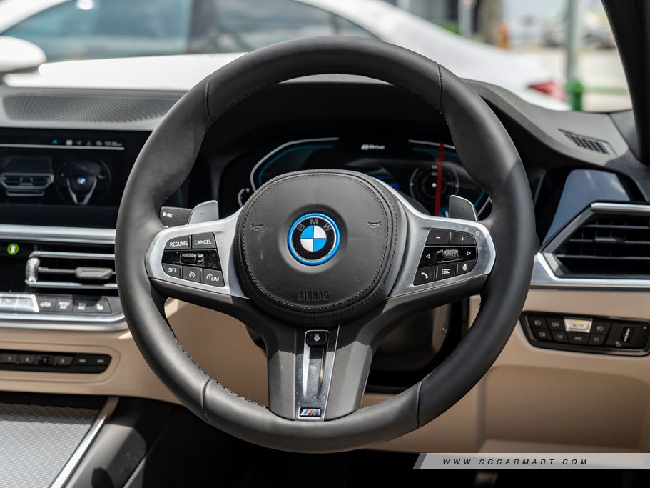 https://i.i-sgcm.com/new_cars/cars/21539/21539_g12
