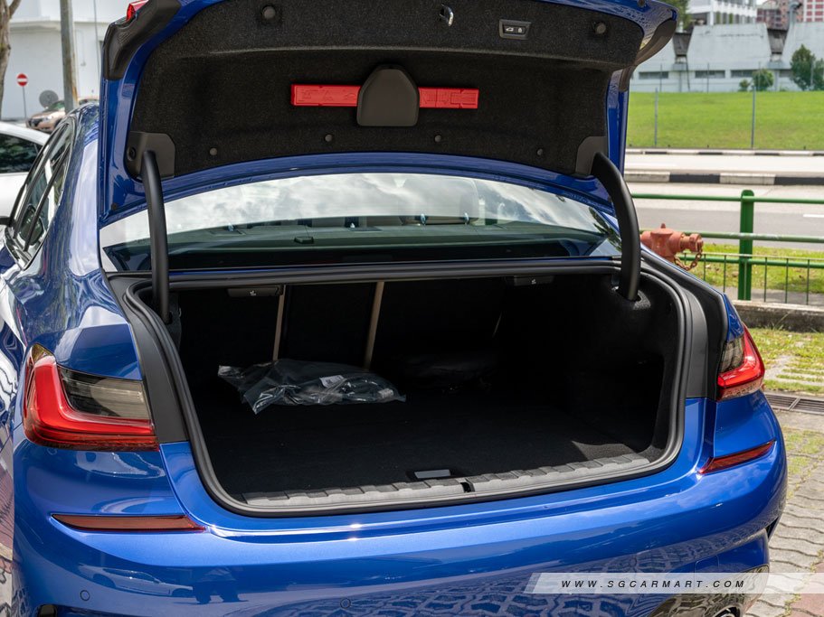 https://i.i-sgcm.com/new_cars/cars/21539/21539_g18