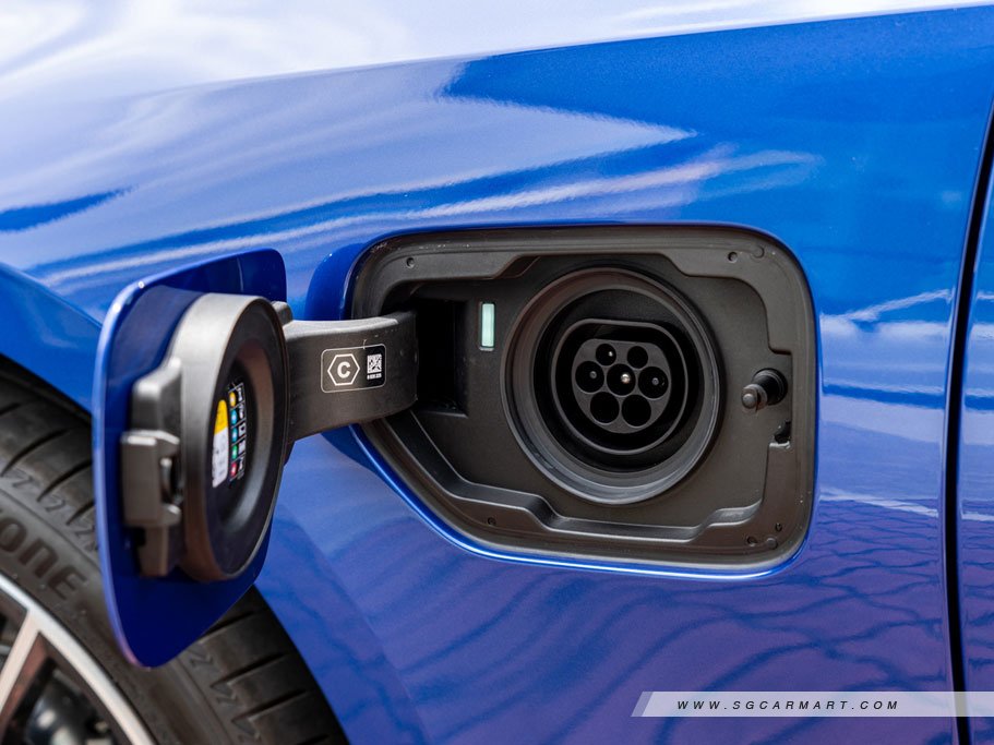 https://i.i-sgcm.com/new_cars/cars/21539/21539_g7