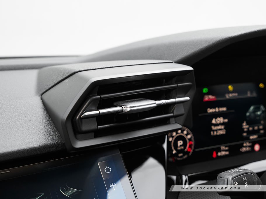 https://i.i-sgcm.com/new_cars/cars/21541/21541_g33