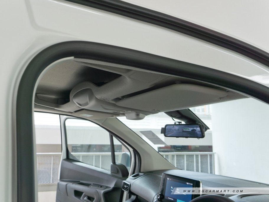 https://i.i-sgcm.com/new_cars/cars/21543/21543_g41
