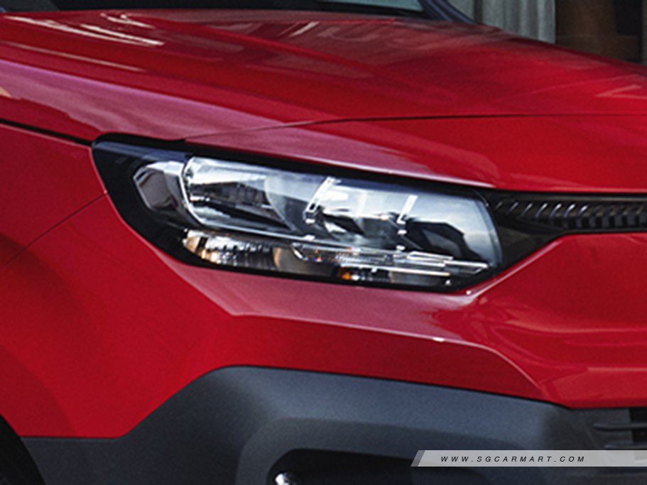 https://i.i-sgcm.com/new_cars/cars/21543/21543_g63