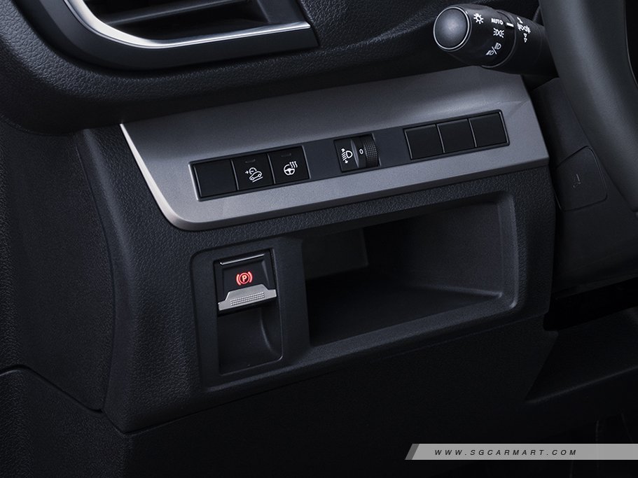 https://i.i-sgcm.com/new_cars/cars/21543/21543_g67