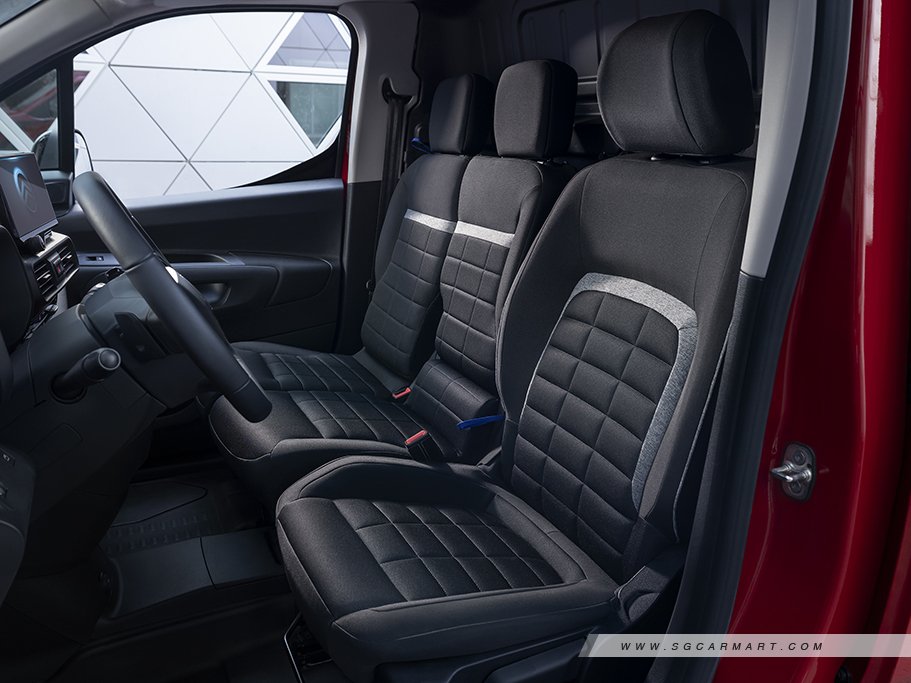 https://i.i-sgcm.com/new_cars/cars/21543/21543_g69