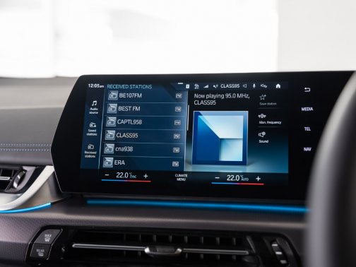 https://i.i-sgcm.com/new_cars/cars/21544/21544_g103