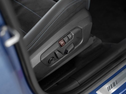https://i.i-sgcm.com/new_cars/cars/21544/21544_g120