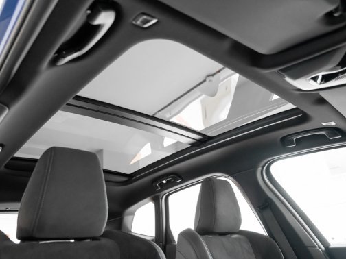 https://i.i-sgcm.com/new_cars/cars/21544/21544_g126