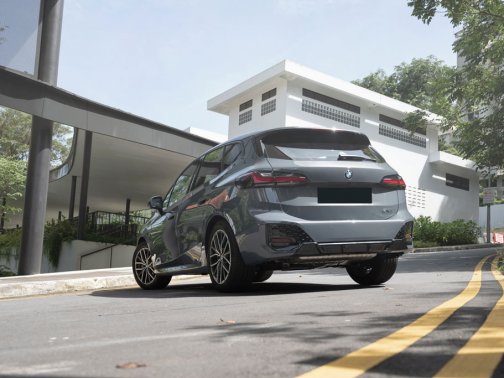 https://i.i-sgcm.com/new_cars/cars/21544/21544_g139