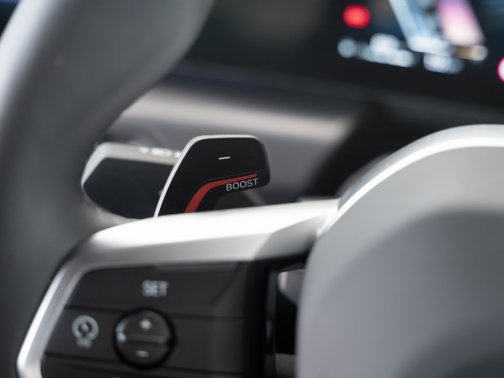 https://i.i-sgcm.com/new_cars/cars/21544/21544_g156