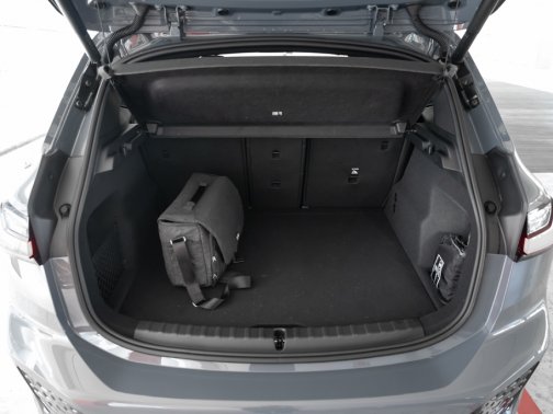https://i.i-sgcm.com/new_cars/cars/21544/21544_g168