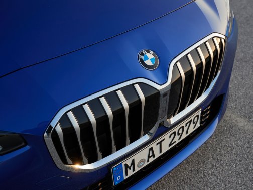 https://i.i-sgcm.com/new_cars/cars/21544/21544_g40