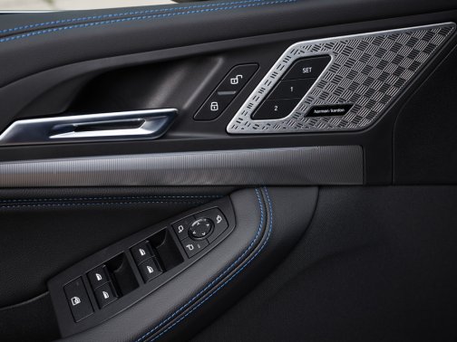 https://i.i-sgcm.com/new_cars/cars/21544/21544_g57