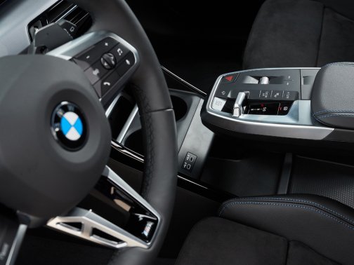 https://i.i-sgcm.com/new_cars/cars/21544/21544_g58