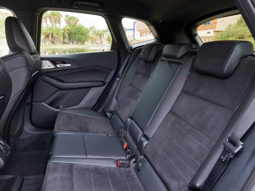 https://i.i-sgcm.com/new_cars/cars/21544/21544_g63