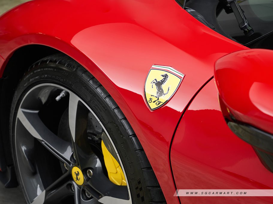 Ferrari SF90 Stradale Plug-in Hybrid 4.0 V8 13