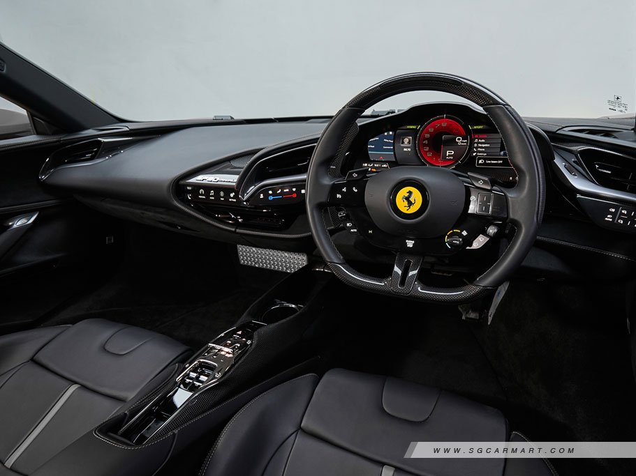 Ferrari SF90 Stradale Plug-in Hybrid 4.0 V8 22
