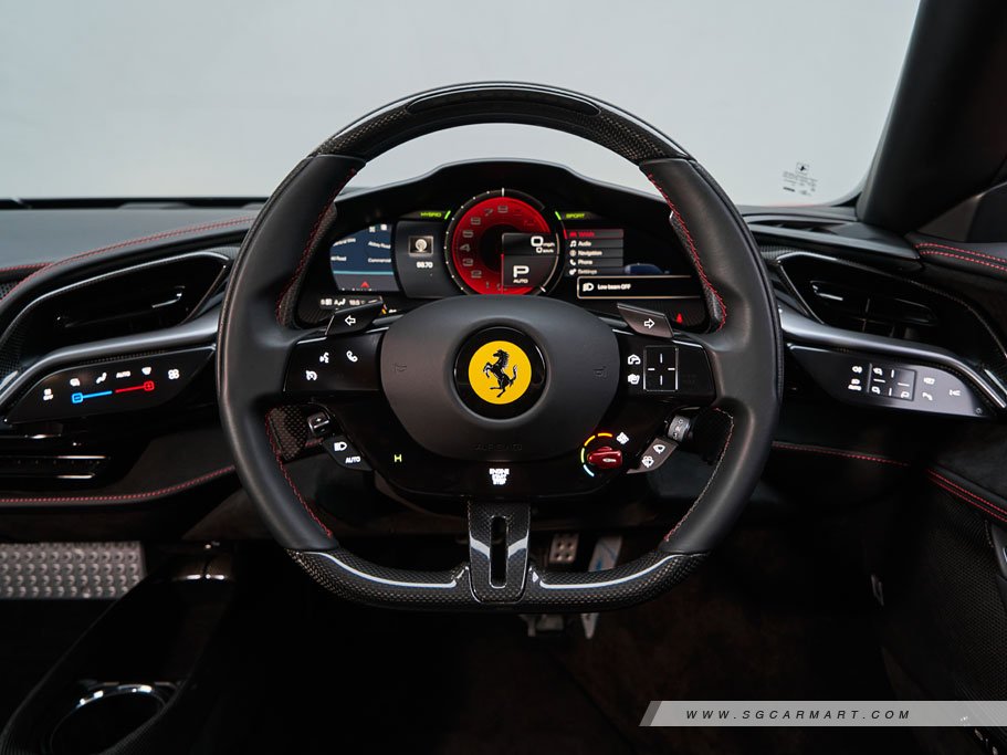 Ferrari SF90 Stradale Plug-in Hybrid 4.0 V8 23