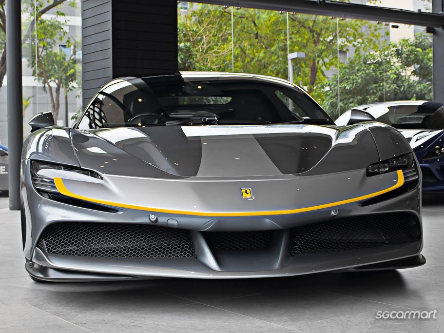 Ferrari SF90 Stradale Plug-in Hybrid 4.0 V8 Assetto Fiorano 40