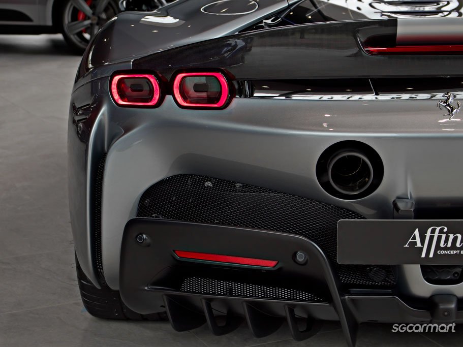 Ferrari SF90 Stradale Plug-in Hybrid 4.0 V8 Assetto Fiorano 49