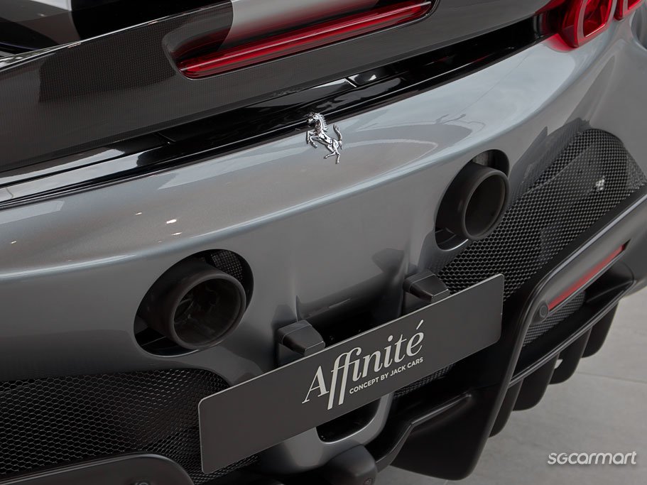 Ferrari SF90 Stradale Plug-in Hybrid 4.0 V8 Assetto Fiorano 50