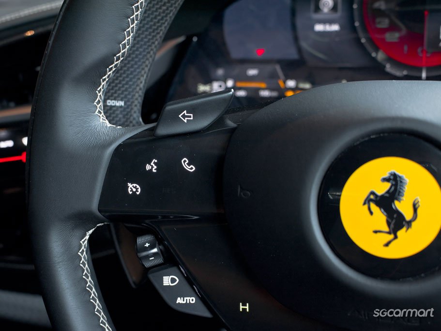 Ferrari SF90 Stradale Plug-in Hybrid 4.0 V8 Assetto Fiorano 59