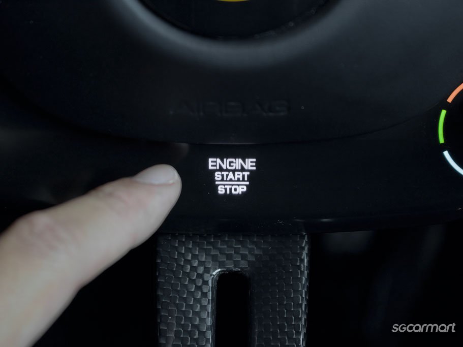 Ferrari SF90 Stradale Plug-in Hybrid 4.0 V8 Assetto Fiorano 62