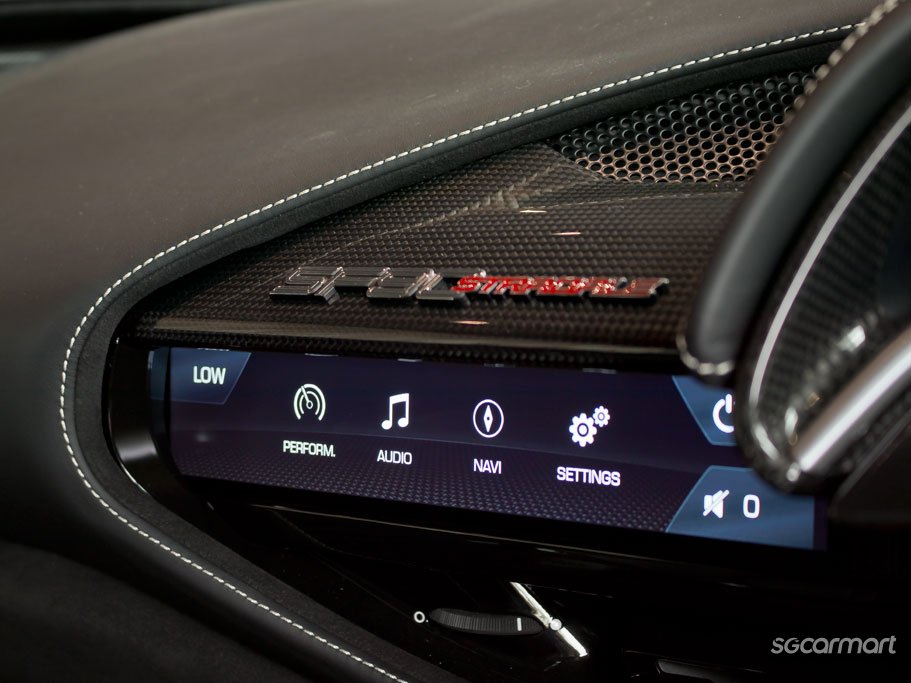 Ferrari SF90 Stradale Plug-in Hybrid 4.0 V8 Assetto Fiorano 67