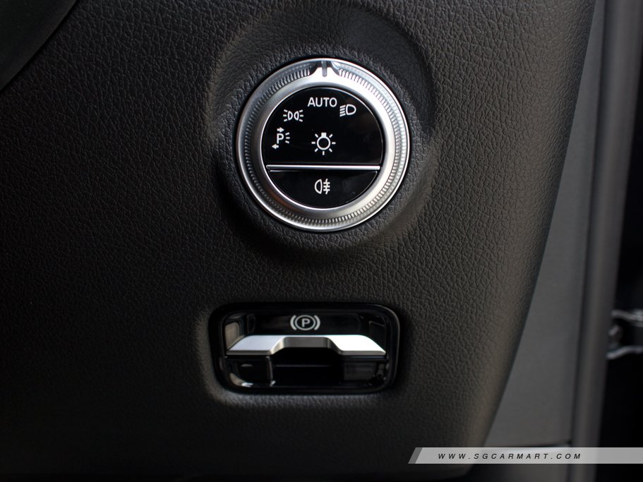 https://i.i-sgcm.com/new_cars/cars/21547/21547_g107
