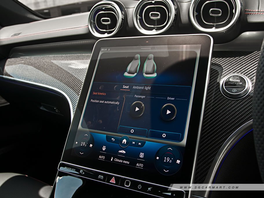 https://i.i-sgcm.com/new_cars/cars/21547/21547_g144