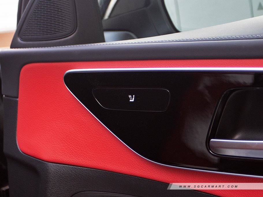 https://i.i-sgcm.com/new_cars/cars/21547/21547_g172
