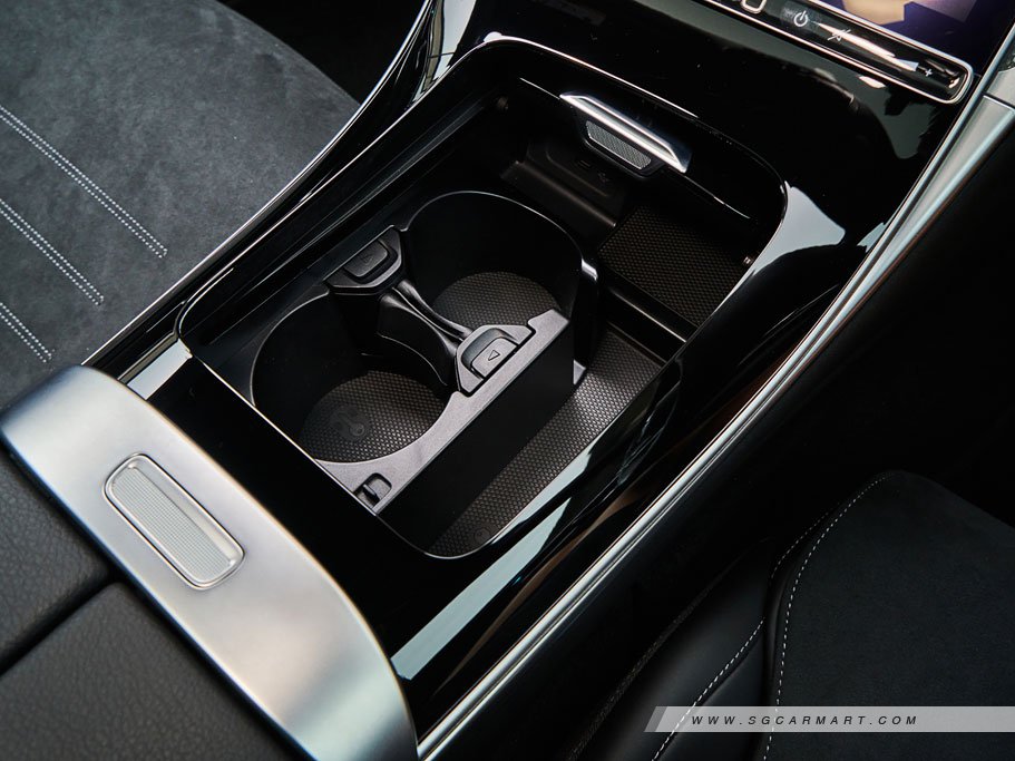 https://i.i-sgcm.com/new_cars/cars/21547/21547_g56