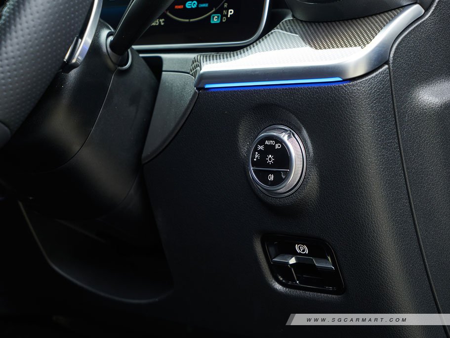 https://i.i-sgcm.com/new_cars/cars/21547/21547_g94