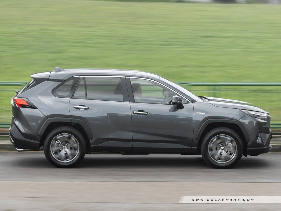 Toyota RAV4 Hybrid 2.5 Premium 20