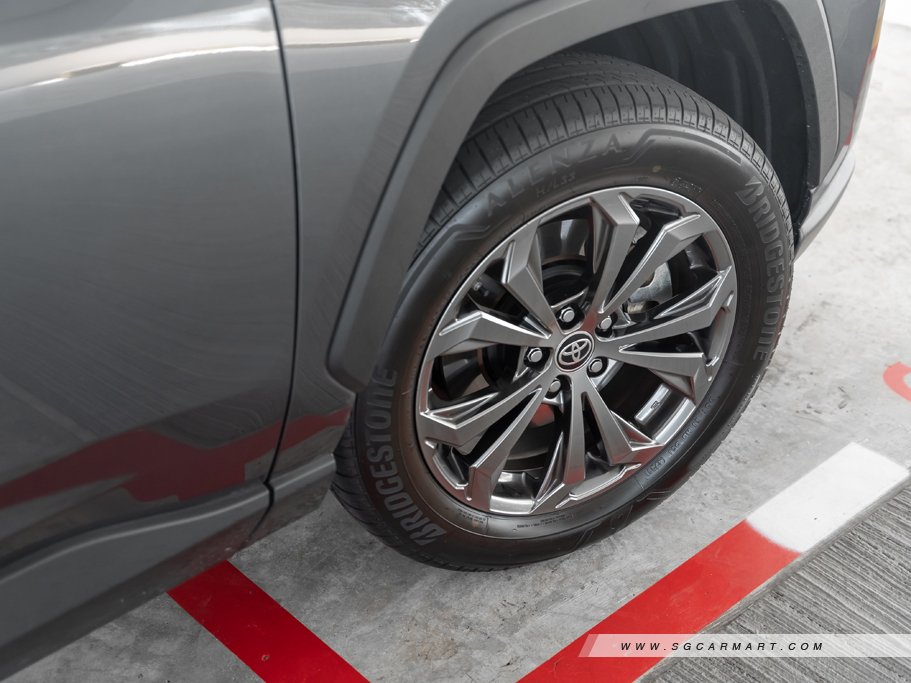 Toyota RAV4 Hybrid 2.5 Premium 23