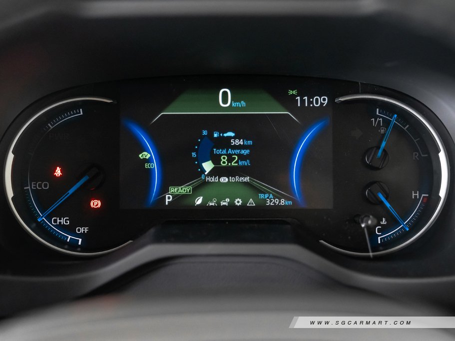 Toyota RAV4 Hybrid 2.5 Premium 30