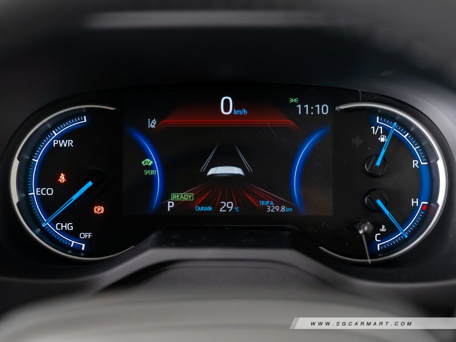 Toyota RAV4 Hybrid 2.5 Premium 32
