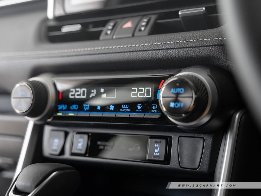 Toyota RAV4 Hybrid 2.5 Premium 39