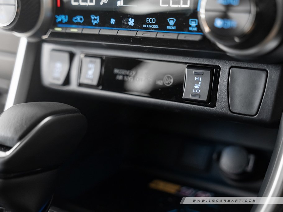 Toyota RAV4 Hybrid 2.5 Premium 40