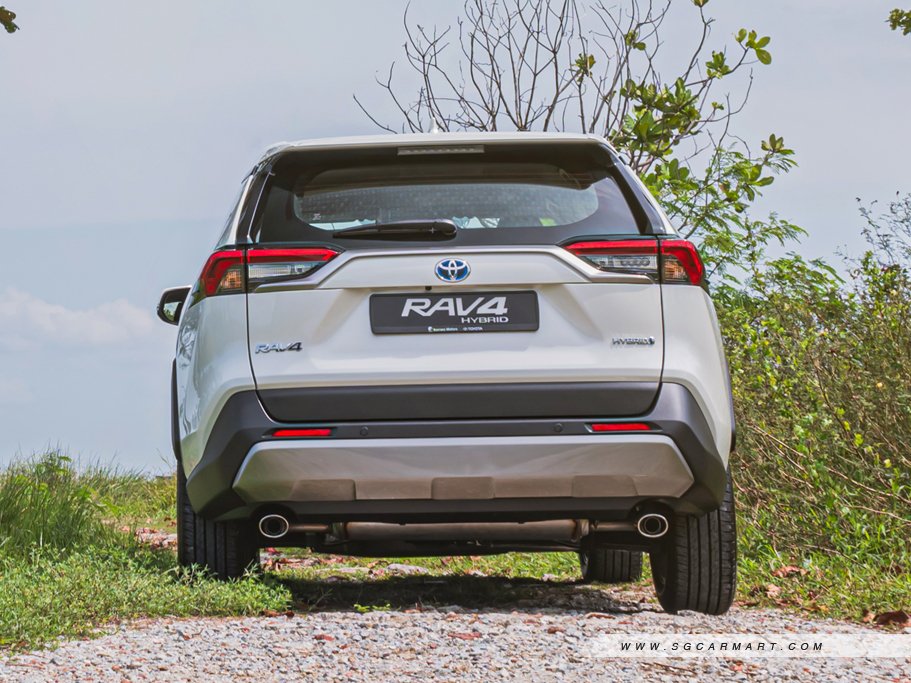 Toyota RAV4 Hybrid 6