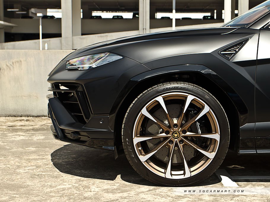 https://i.i-sgcm.com/new_cars/cars/21550/21550_g61