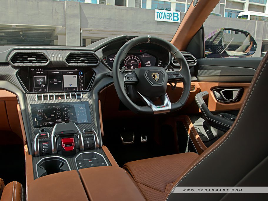 https://i.i-sgcm.com/new_cars/cars/21550/21550_g71