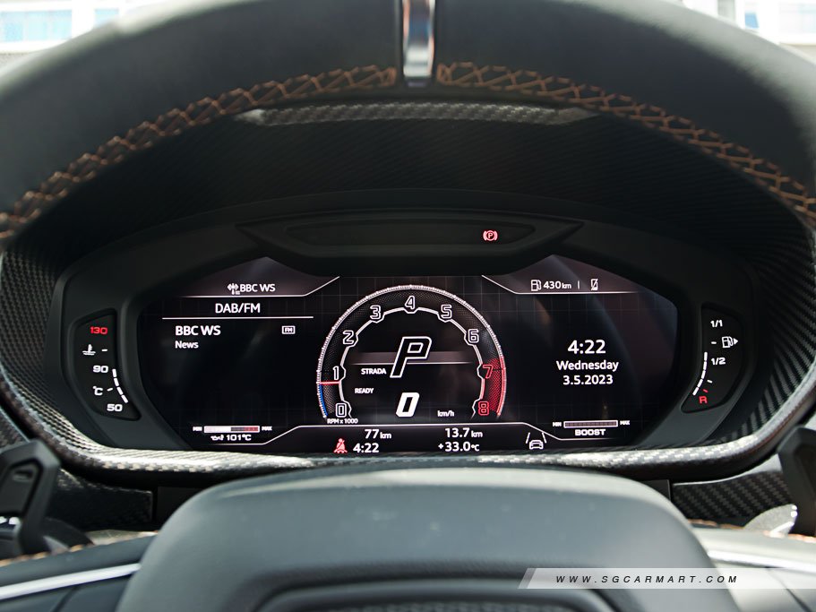 https://i.i-sgcm.com/new_cars/cars/21550/21550_g74