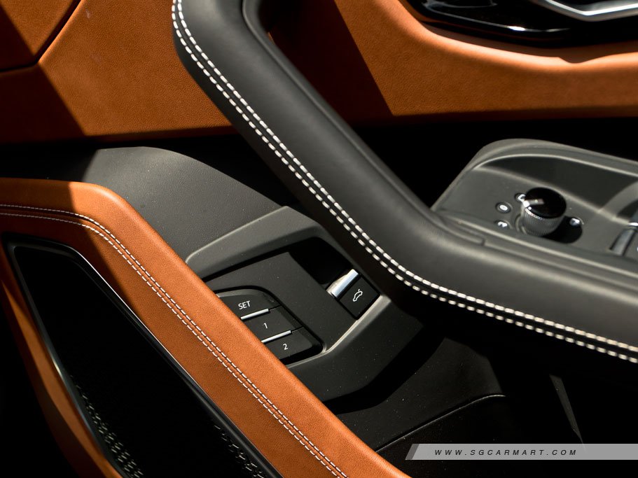 https://i.i-sgcm.com/new_cars/cars/21550/21550_g87