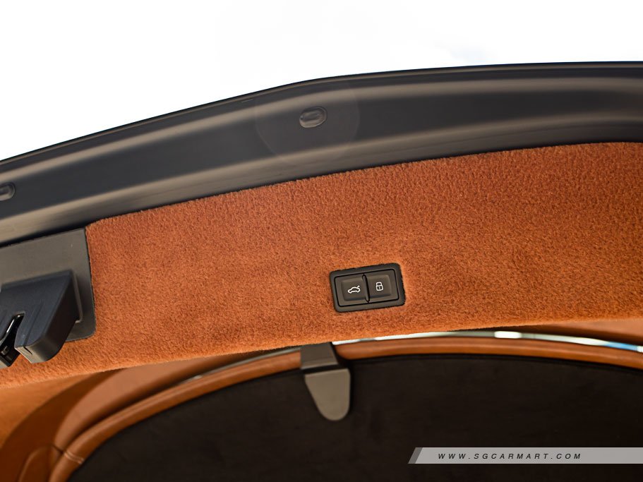 https://i.i-sgcm.com/new_cars/cars/21550/21550_g89