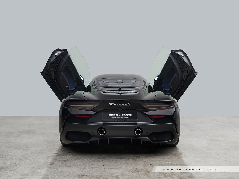 https://i.i-sgcm.com/new_cars/cars/21551/21551_g12