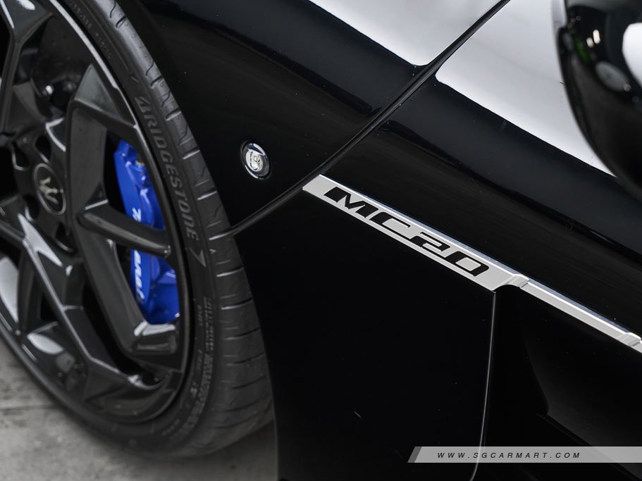 https://i.i-sgcm.com/new_cars/cars/21551/21551_g18